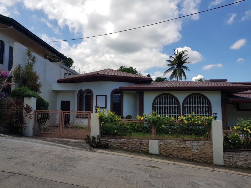 House And Lot For Sale In Guadalupe Heights Village Cebu City