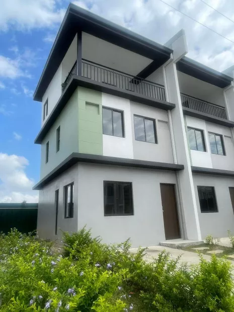 Storey Townhouse In Amaia Series Nuvali In Sta Rosa Laguna