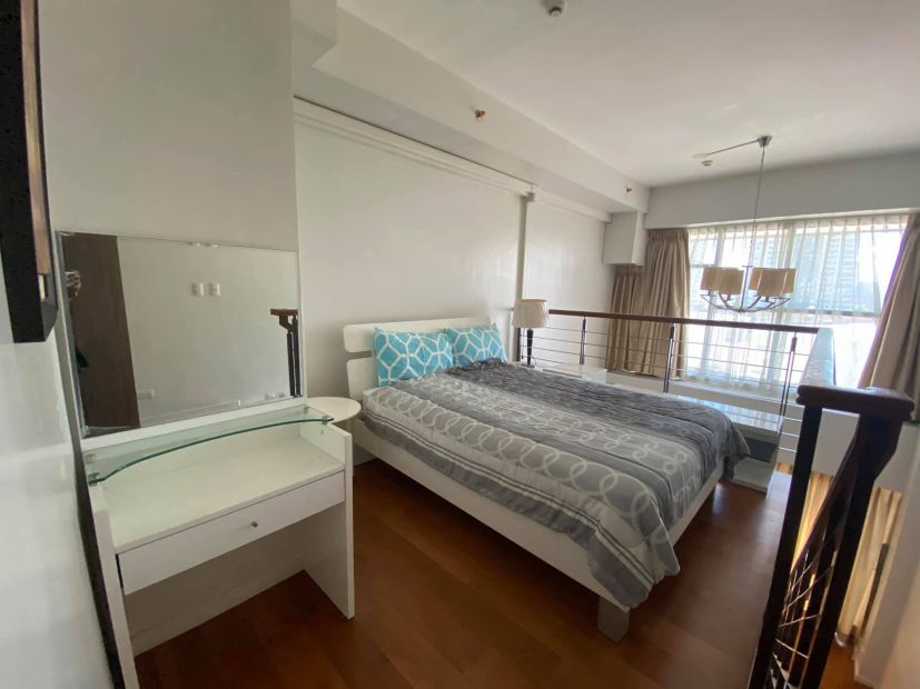 Eton Residences Greenbelt Loft For Rent In Legazpi Village Makati