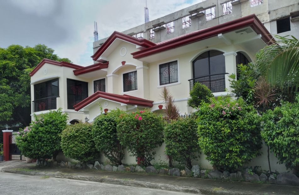 For Sale Bedrooms House And Lot In Santa Rosa Laguna