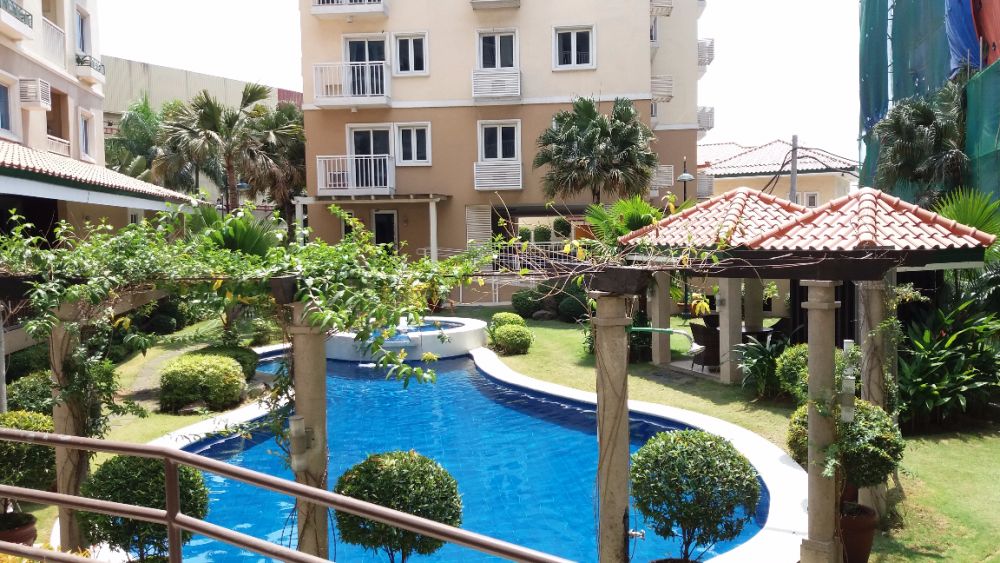 2 Bedroom With Pool View Balcony For Sale At Tres Palmas Ususan Taguig