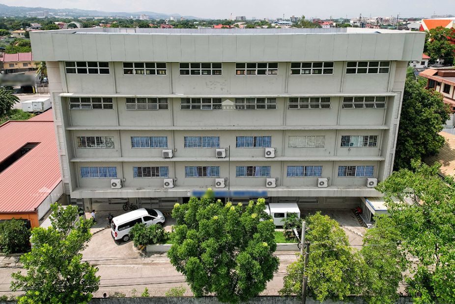 Commercial Building For Sale in Cainta, Rizal at Village East Executive ...