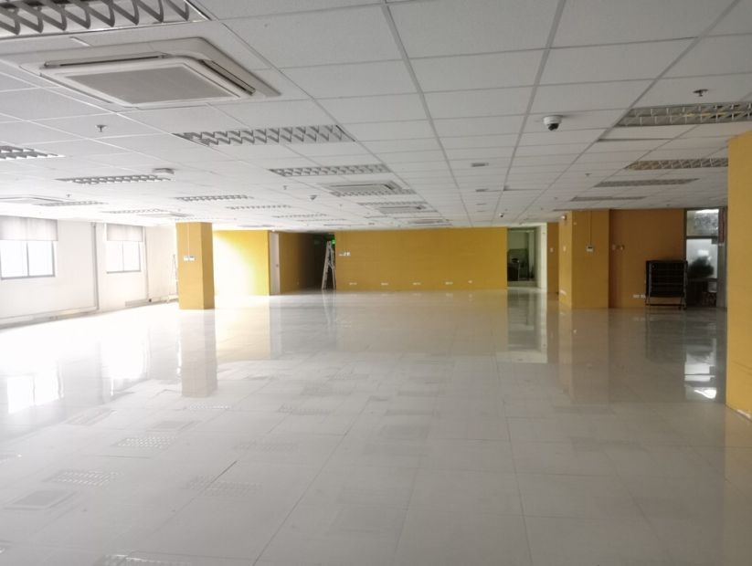 24 7 Bpo Office Along Buendia   Jupiter 594sqm Makati City For Lease