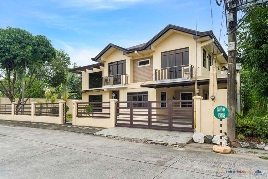 House and Lot for Sale in Alabang 400 Village at Muntinlupa City