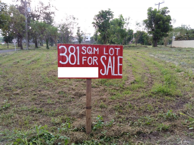 foreclosed residential lots