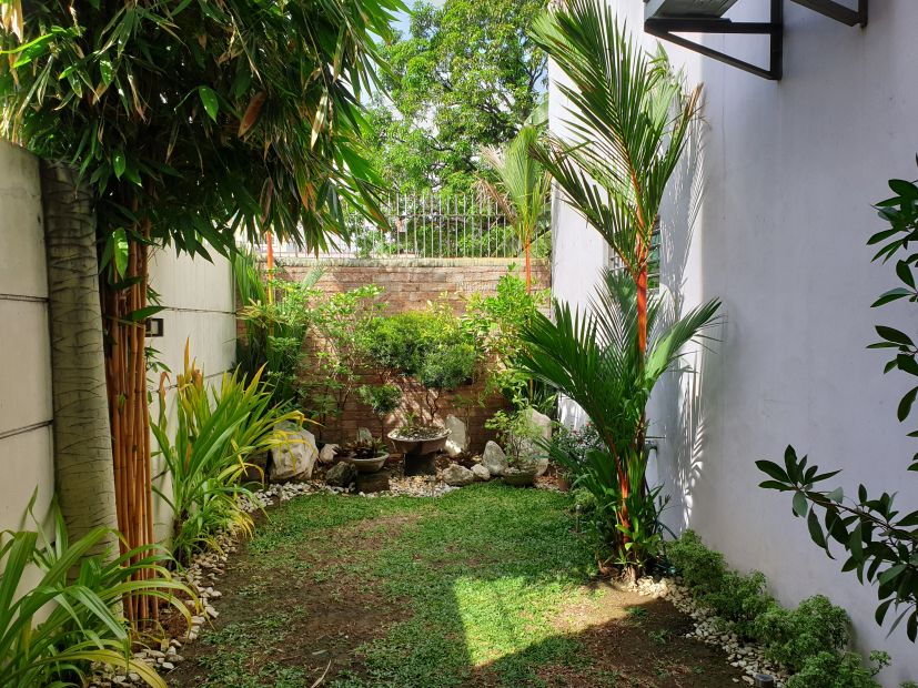 House and Lot for sale in St. Ignatius Village Quezon City
