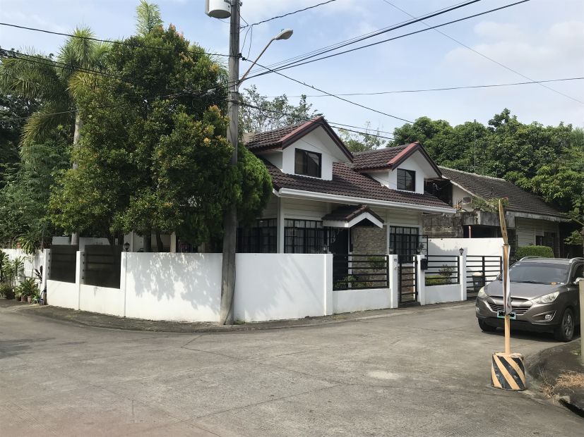 3 bedroom House For Sale - Corner Lot in San Jose Village 3, Laguna