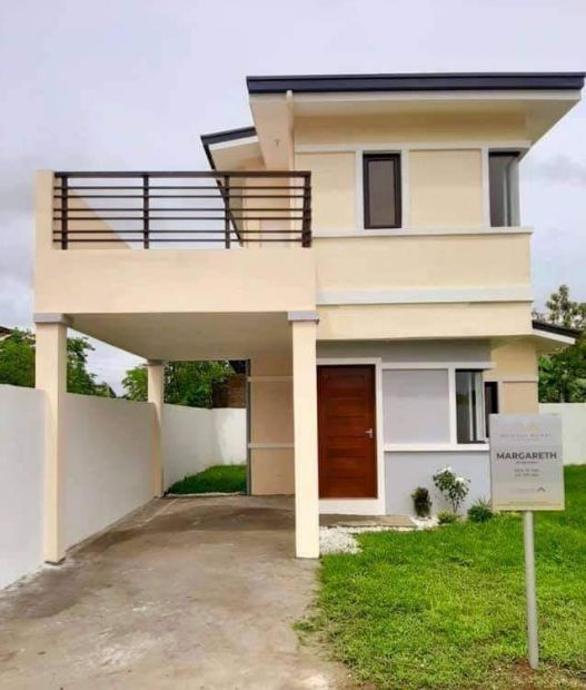 2-Storey 2 Bedroom w/ Garage and Balcony Property in Floridablanca ...