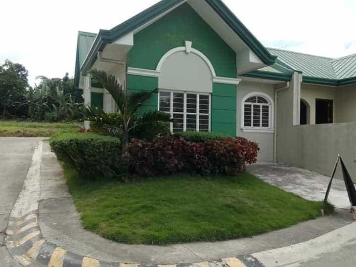 2 Bedrooms House and Lot in Caloocan for sale