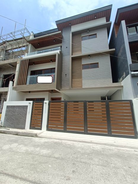 6 Bedrooms Single Detached House And Lot For Salein Green Woods Pasig - JB