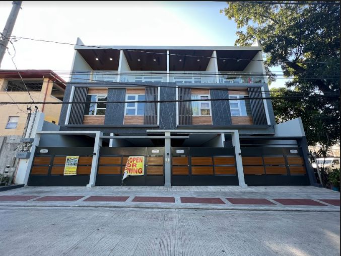 Don Antonio Heights Holy Spirit, Quezon City For Sale Townhouse 20M AJCQ