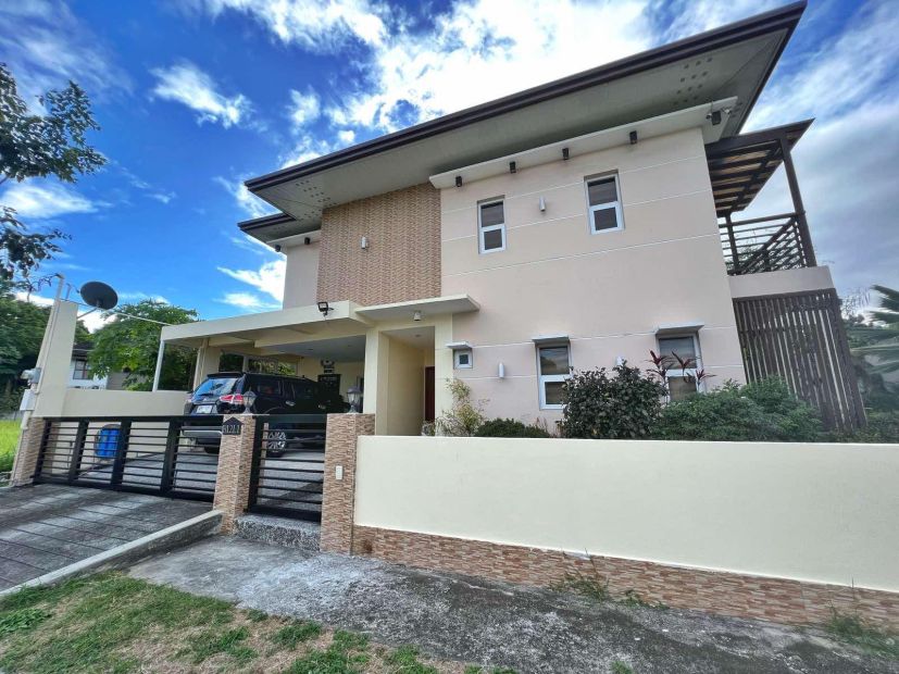 Rush Sale 5 Bedroom Lindenwood Residence Tunasan Muntinlupa City