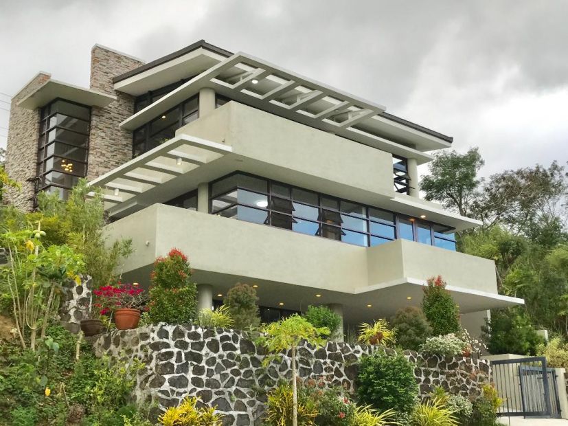 Brand New Tagaytay House with 360 view of Taal for sale