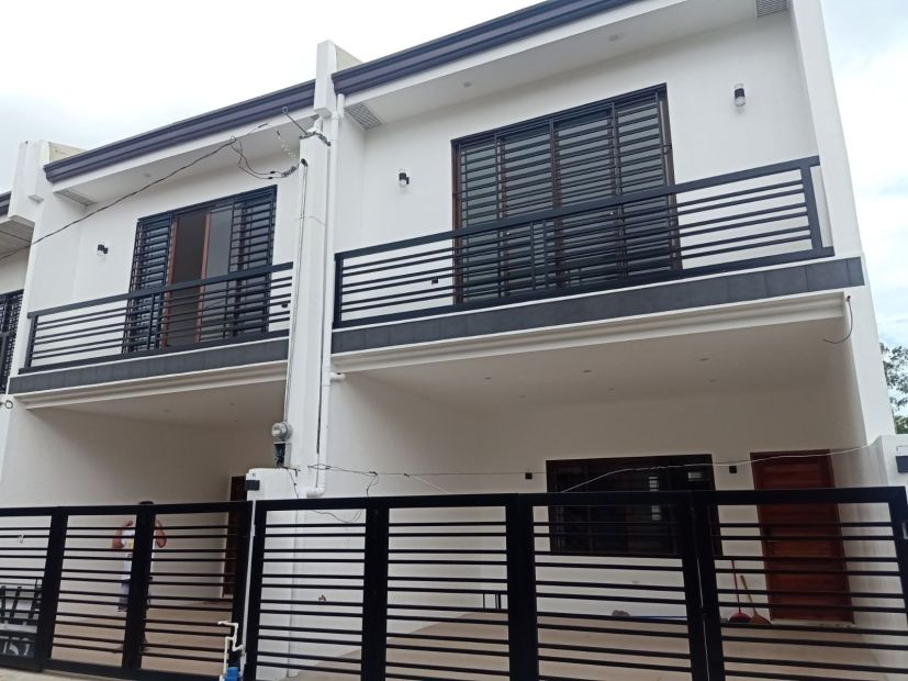 2 Storey Townhouse For Sale In Brgy Poblacion Muntinlupa Near Daang ...