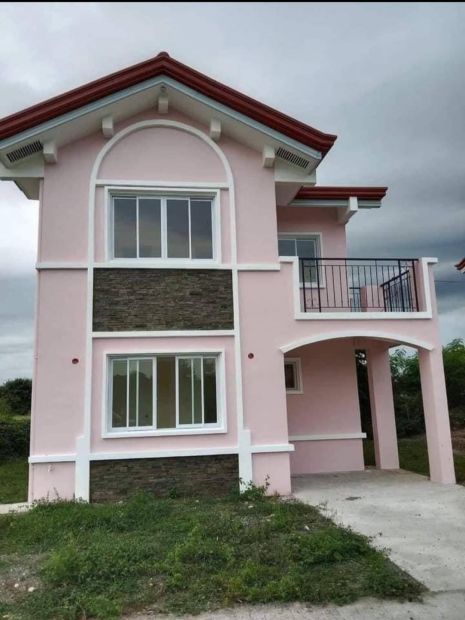 ready-for-occupancy-single-family-house-4-bedroom-for-sale-in-iloilo