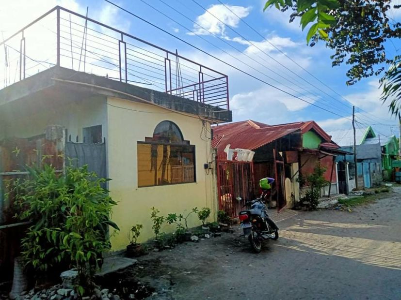 Boarding house and house and lot for SALE