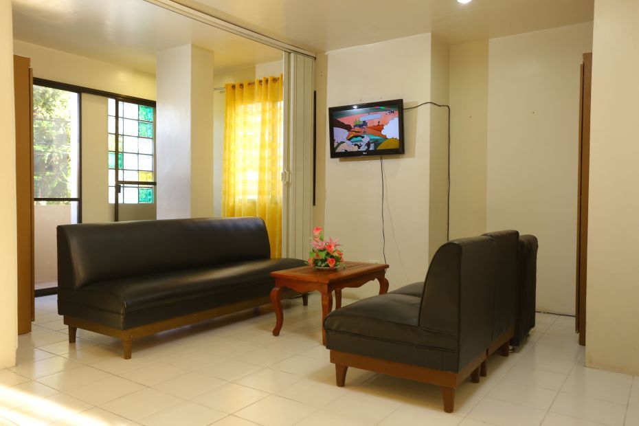 For Rent - Fully Furnished Transient Home in Las Pinas City, Metro Manila