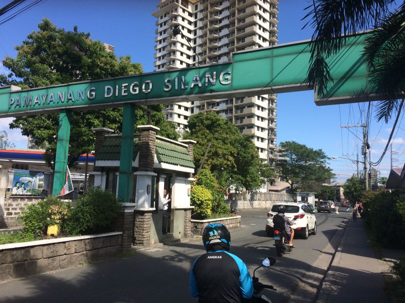 Pamayanang Diego Silang Bcda Mc Bldg Commercial Unit With Parking 1784