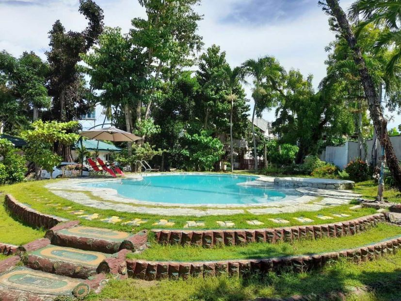 35 Bedrooms House for Rent at Mactan