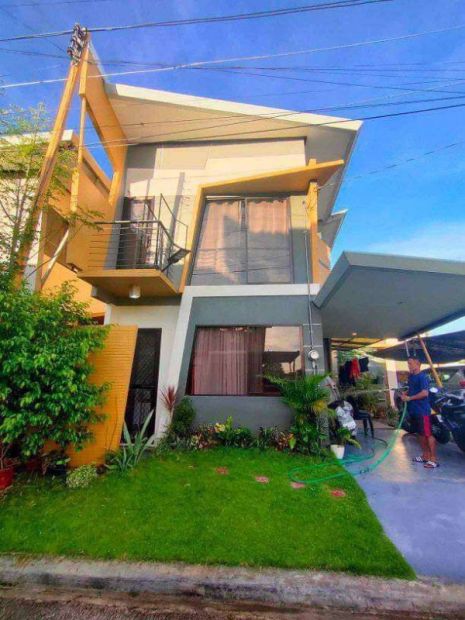 Resale 3-BR Single Attached House and Lot in Yati, Liloan, Cebu