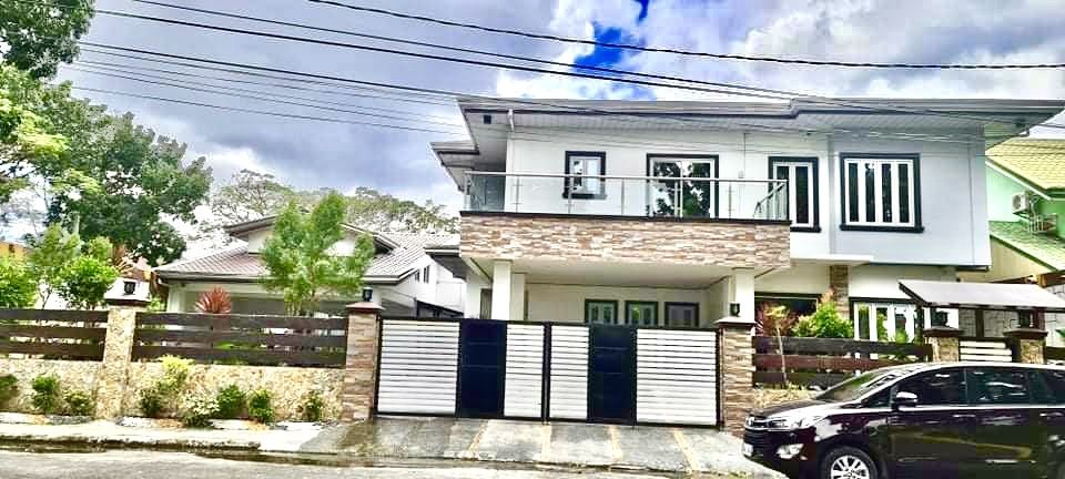 5 bedroom House and Lot For Sale Bacoor Cavite