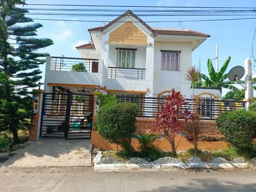 For Sale 4BR House and Lot in The Glens Subd San Pedro Near Evia Mall ...