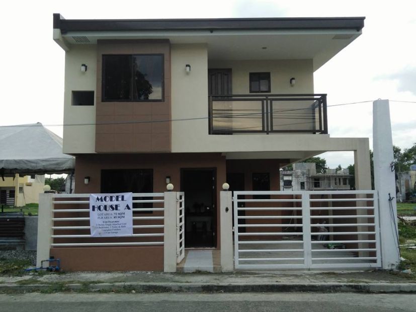 House and Lot For Sale in Timothy Homes in Multinatinal Village Paranaque