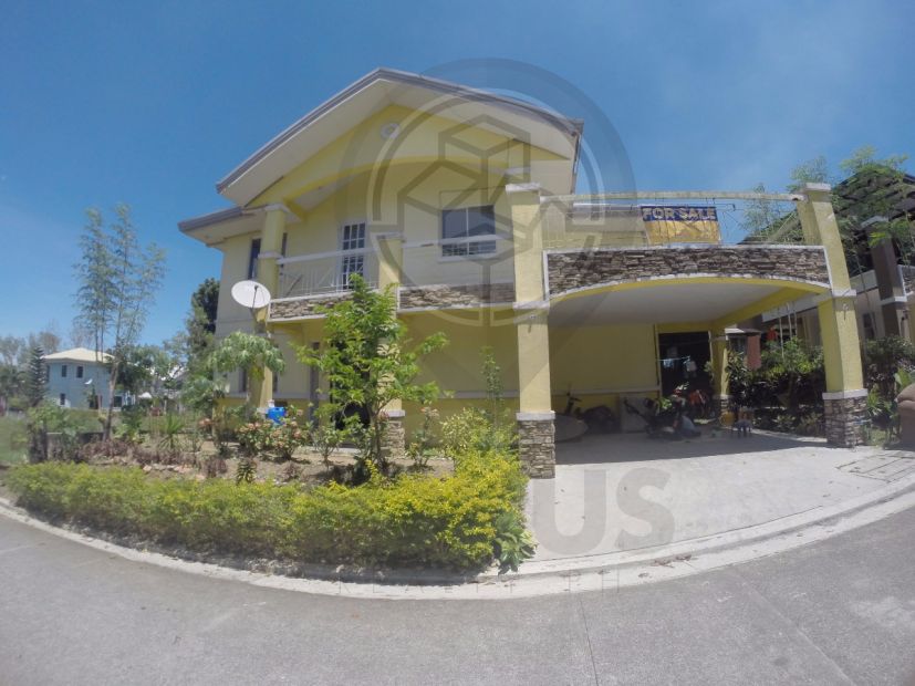 House and Lot For Sale in Greenwoods Subdivision Dasmarinas Cavite