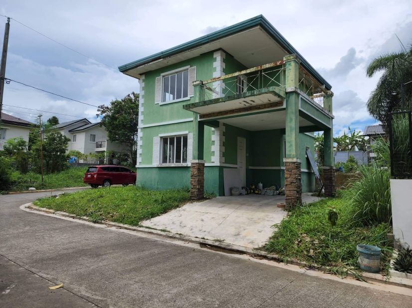 Below Market Value Single Homes for Sale at Greenwoods Dasmarinas Cavite