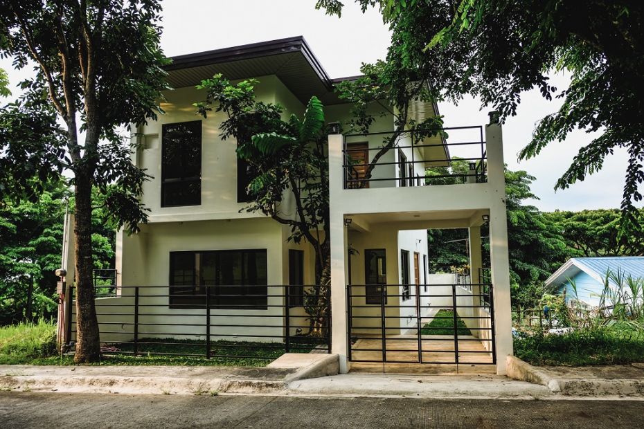 2 Storey, 2 Bedroom House in Garden Hills Alfonso-Tagaytay