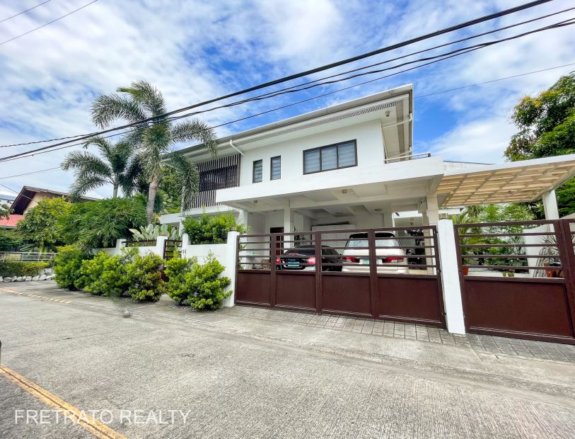 CA040: 5 Bedroom House and Lot in Alabang 400 Village (House for Sale)