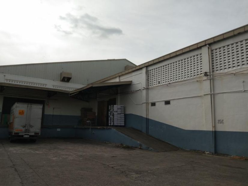 for-lease-warehouse-with-small-office-in-merville-access-road-pasay-city