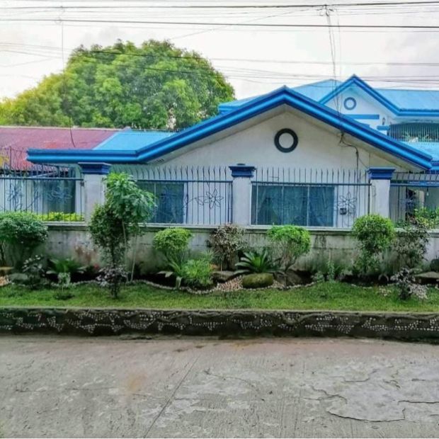 For Sale 6 Bedrooms Ready to Movein Fully furnished Estefania Bacolod City
