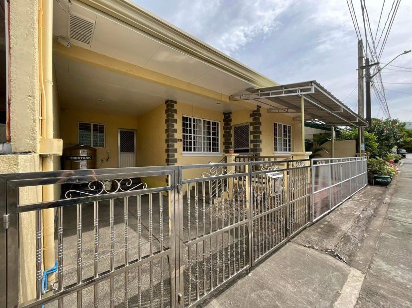 For Lease Bungalow, 3 Bedrooms, 2 Toilet & Bath in Dasmarinas ,Cavite.