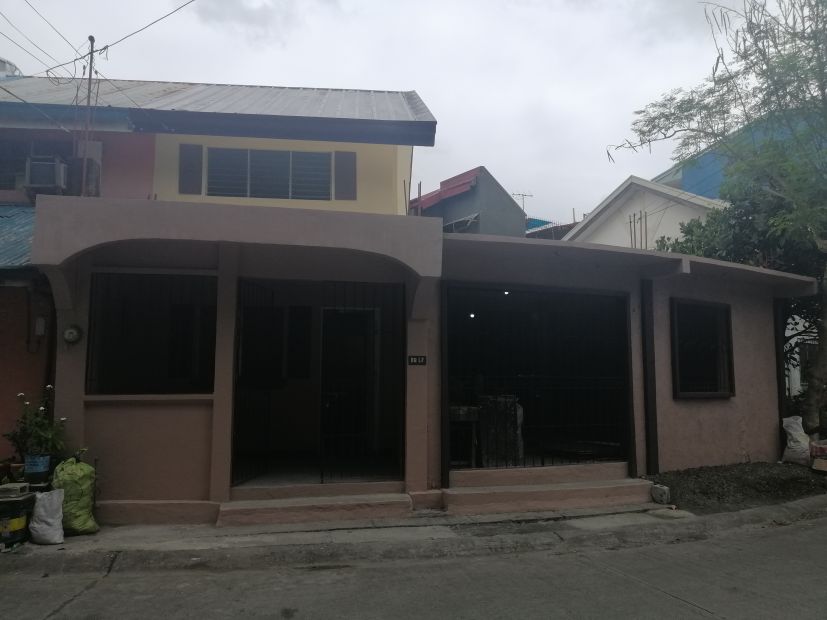 for-sale-house-and-lot-southcrest-village-dasmarinas-cavity