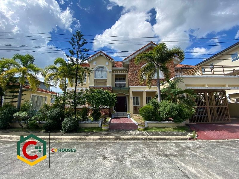 House and Lot for Sale at Exclusive Subdivision in Angeles City!