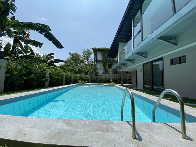 Gorgeous Glass House in Ayala Alabang for Sale ALBH0838