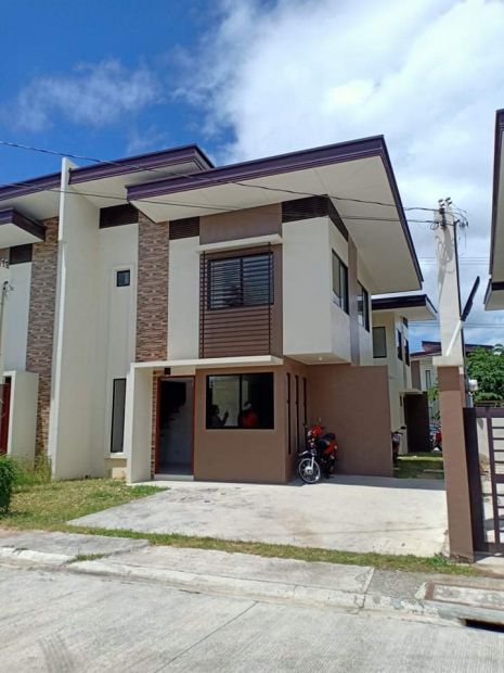 4 Bedroom Duplex House for sale in Canduman, Mandaue City, Cebu Province