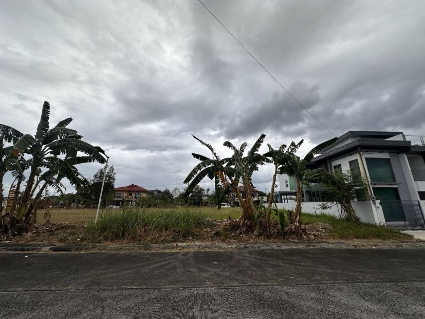 FOR SALE Vacant Residential Lot in Geneva Subdivision, North Fairview QC