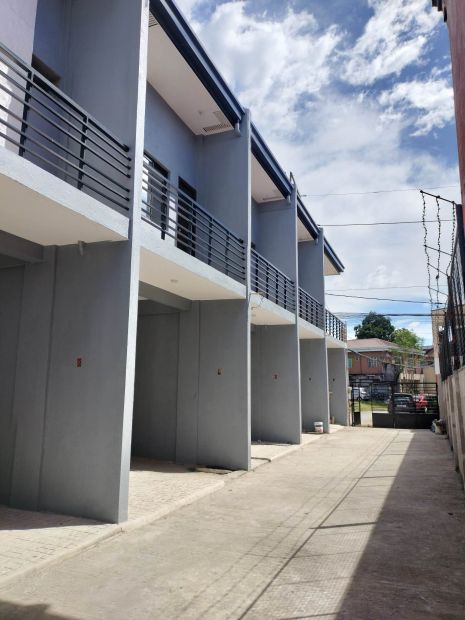 2 Storey Affordable Pasig Townhouse near BGC Market Market 5M -AJCP