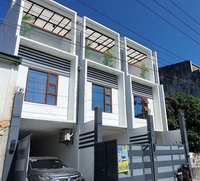 Project 4 Quezon City 4 Bedroom Townhouse For Sale with 2 CG 15.3M - LC