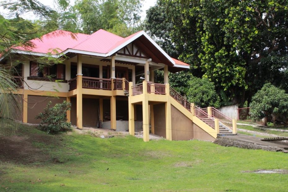 House and Lot for Sale in Albur, Bohol Walking Distance to the Beach