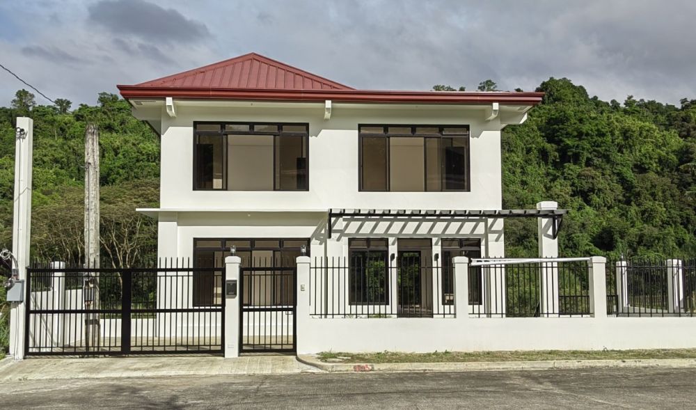 3-storey Single-detached House In The Exclusive Sun Valley Estates In ...