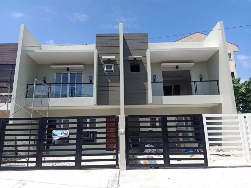 RFO Duplex Townhouse FOR SALE in Betterliving Don Bosco Paranaque SD