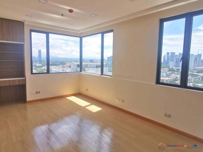 Three Bedroom Condo Unit For Sale in Baron Tower at San Juan City Manila