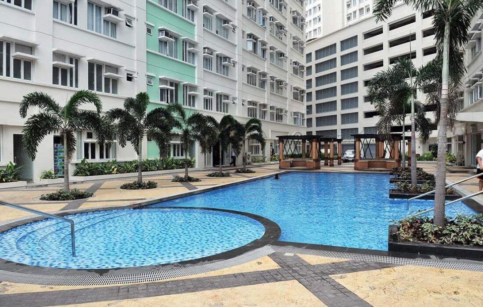 2 Bedroom Condominium in Ermita, Manila, Parkview By Suntrust for Sale