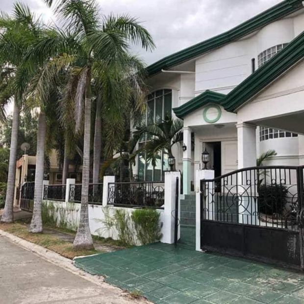 for sale: house and lot (robinsons highlands davao)