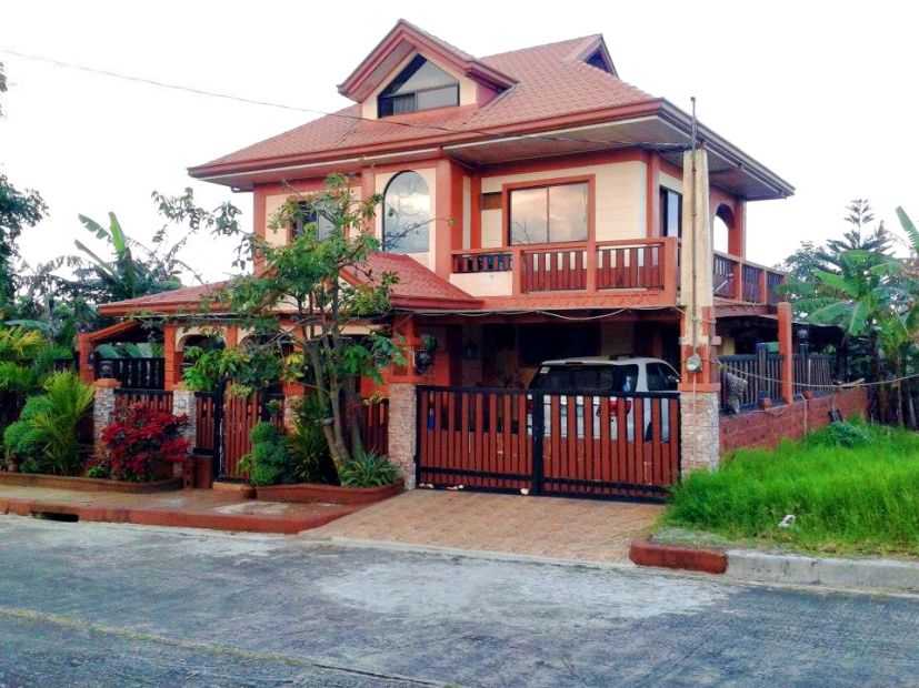 4BR House and Lot for Sale in Royale Tagaytay Estates, Alfonso, Cavite