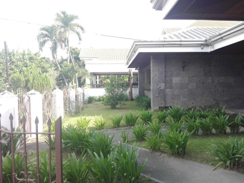 3 Bedrooms House for Rent in Malabanias, Angles City Pampanga