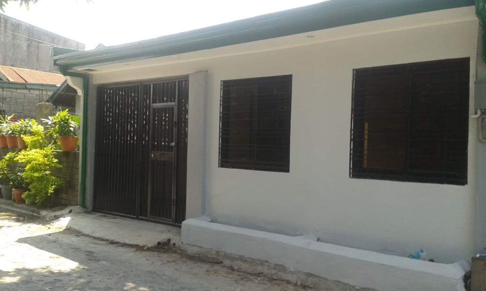 cozy and spacious house for rent at westwood subdivision imus cavite